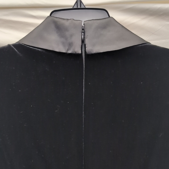Adriana Papell Black Satin Collar Long Sleeve Dress - Picture 8 of 11